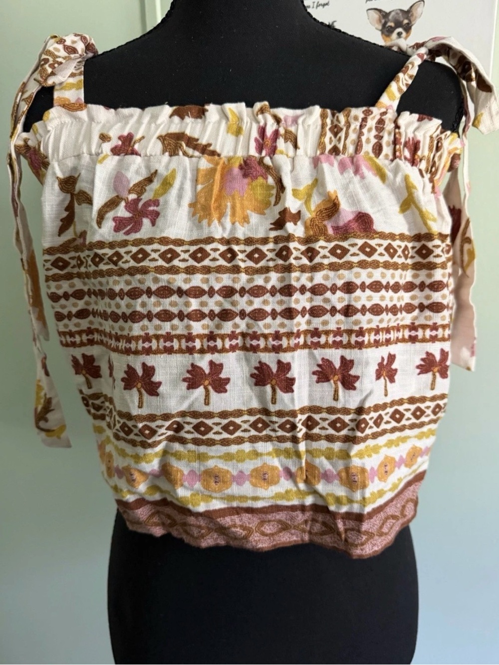GLG Smocked Floral Tie-Shoulder Crop Top in Ivory and Yellow Size XS